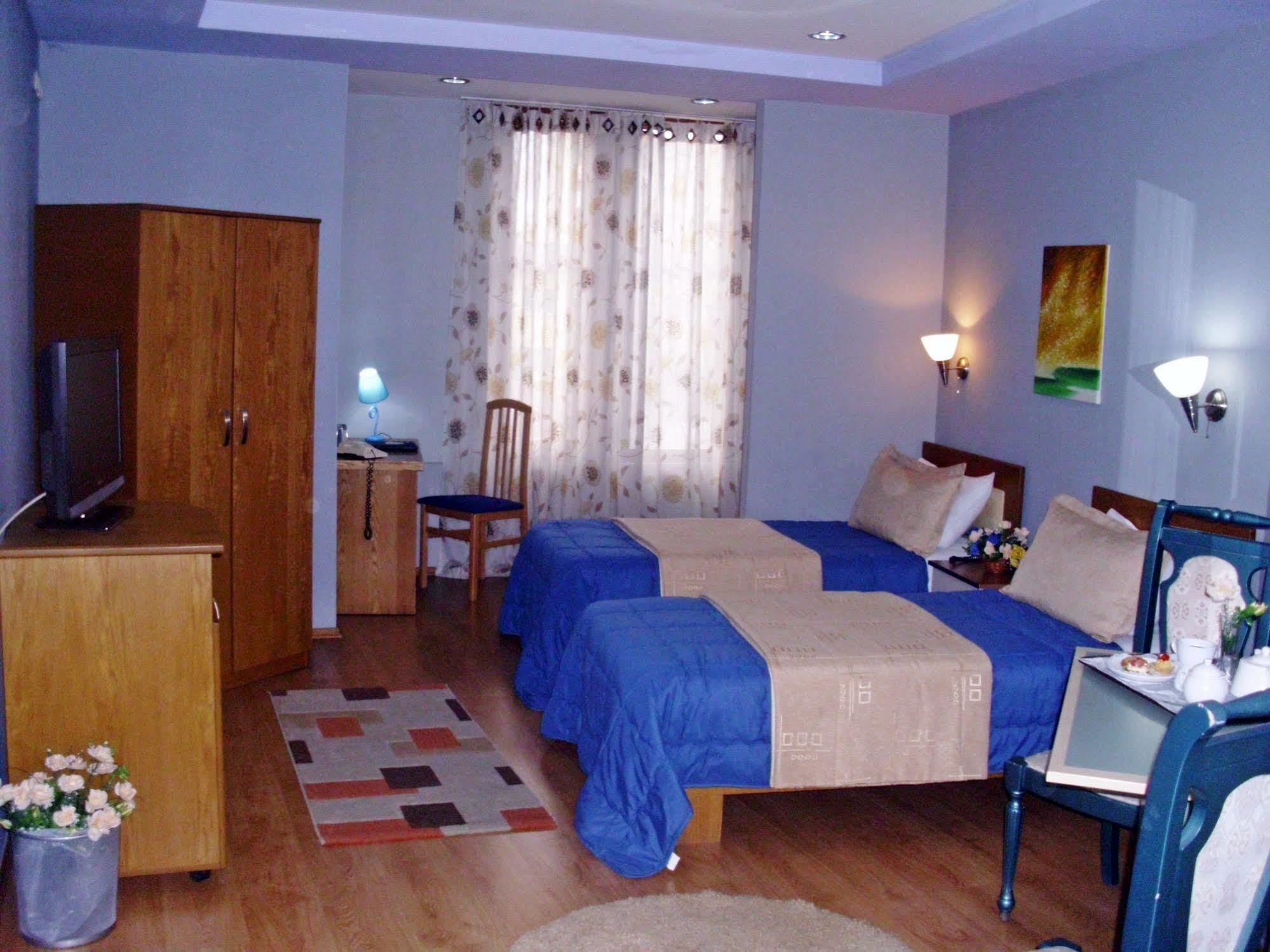 Stela Center Tirana